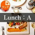 京都伏見から届く旬食材や地元の素材を中心に和の技法を取り入れた京フレンチスタイルのお料理をご用意。