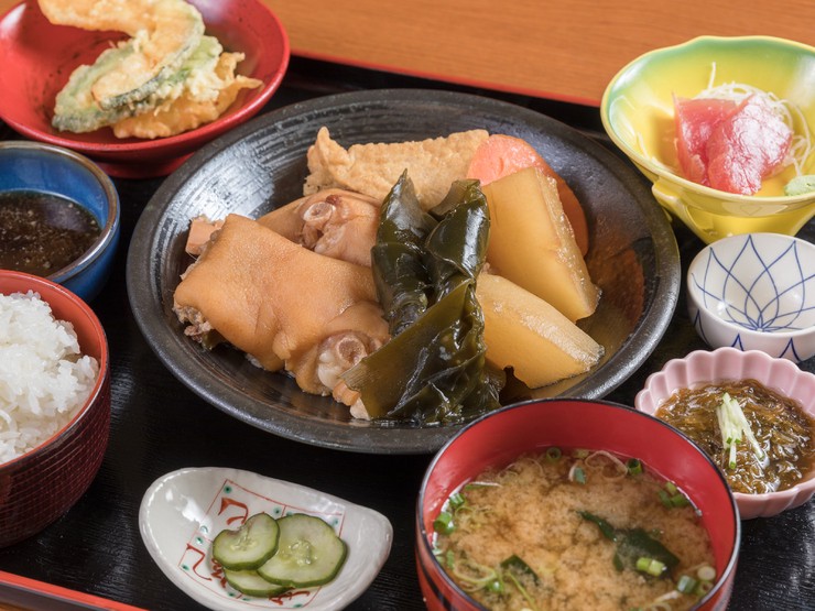 大衆料理 南風原御殿 南城 和食 料理写真 ヒトサラ