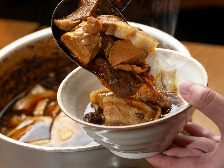 濃厚なだしが味わい深い『特製!!　とろとろ肉どうふ』
