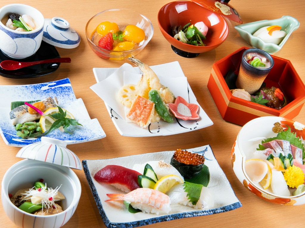 玄界灘・近海の魚介を厳選。店主が目利きした上質な旬を堪能する