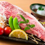 「寿司屋でも美味しい肉を」をコンセプトにした『鹿児島県産黒毛和牛ステーキ』