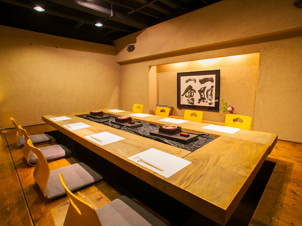 ご家族のお祝い事、人生の節目の宴席を彩る料理と空間が揃う