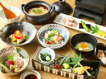 お昼の一番人気！　旬食材たっぷりの四季会席『漣（さざなみ）』