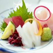 西播磨の旬食材を中心に、日本各地の季節の滋味が集う