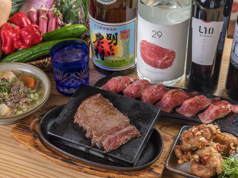 料理に合わせて選べる、多彩な種類の焼酎がラインナップ