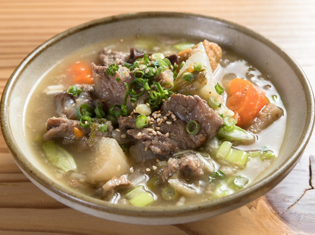 あっさりとした味わい『和牛A5牛スジ煮込み　ねぎ塩味』