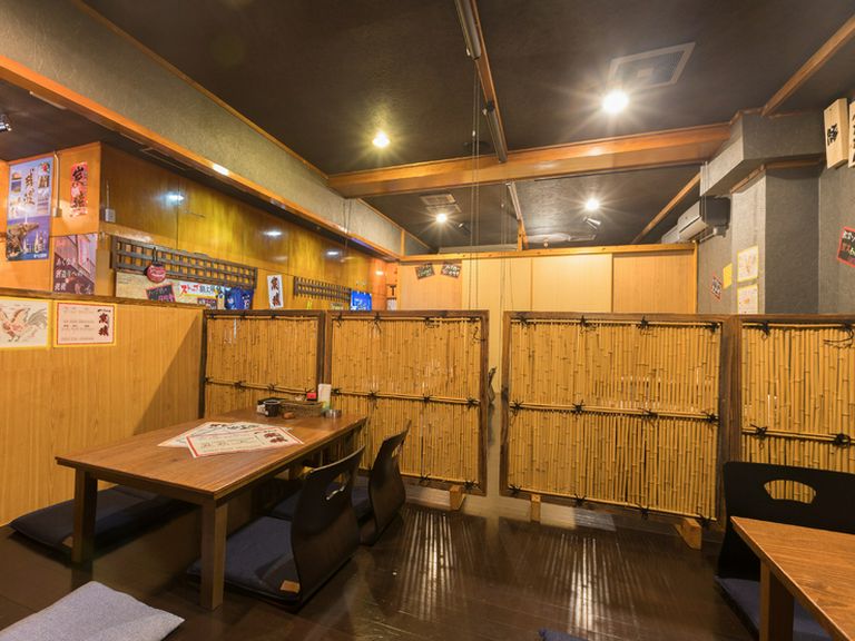 今年の忘年会は、開店したばかりの【炭猿】へ!