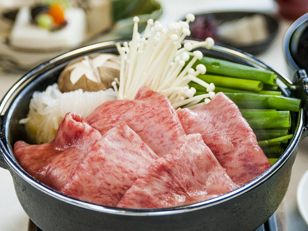 上質なすき焼き体験を届ける『牛すき鍋』