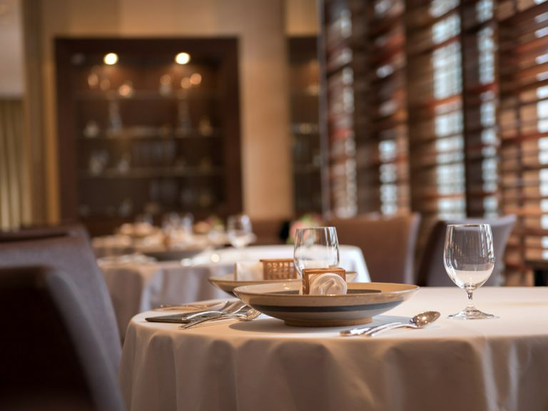 2人の「思い出の1ページ」を、色鮮やかに彩るレストラン