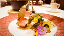 厳選食材で構成された特別なコース