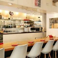 待ち合わせから、二軒目利用まで、幅広いシーンをカバー