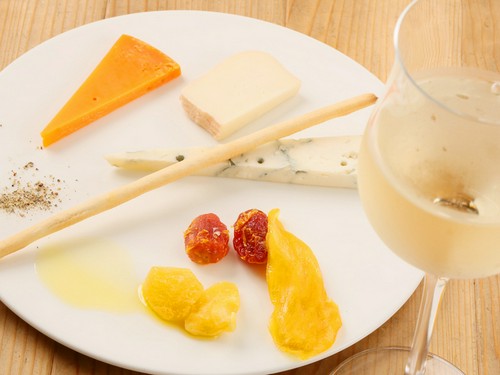「ワインが飲みたくなる料理」がコンセプト
