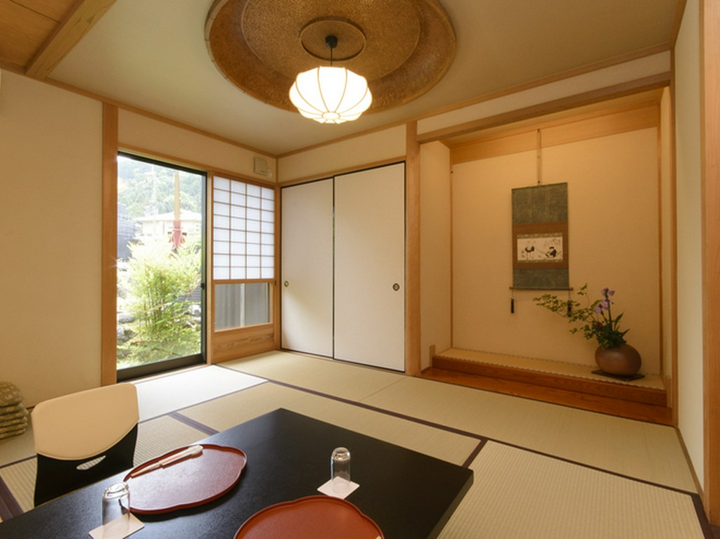 接待にも使いたい、おもてなしの心を表現できる和の完全個室