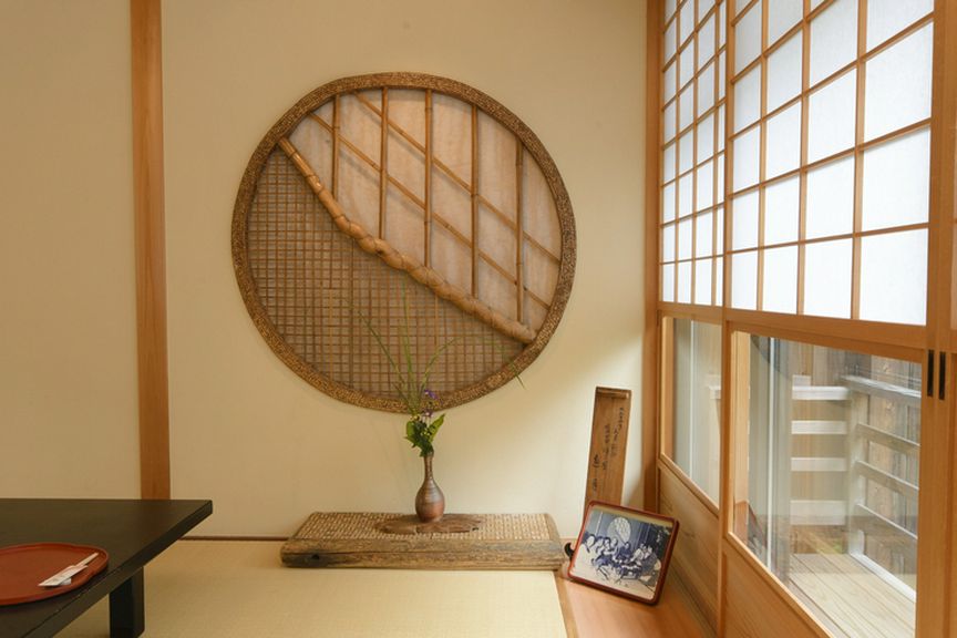 渡月橋すぐ近く。観光前後に立ち寄って、ホッと一息つける癒し処