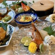 家族の集まりなどに使える、温かみのある日本料理店