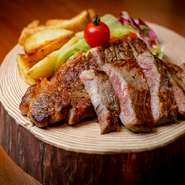 当店自慢の淡路牛ヒレステーキです。淡路牛の中でも、絶品の一品です。ぜひご賞味ください。