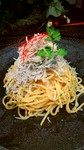 駿河湾産のシラスを
トッピングしました。