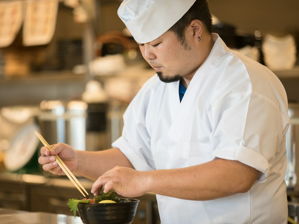 県外や海外からのお客様に、料理を通して沖縄の魅力を伝えたい