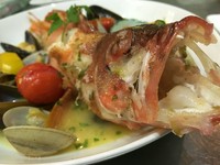料理6~8品＋2~3時間飲み放題
※予算内でお客様のご要望に合わせたコース内容にできます！