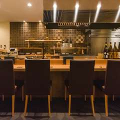 南郷18丁目の隠れ家的な空間で、多彩な串焼き＆おでんを満喫