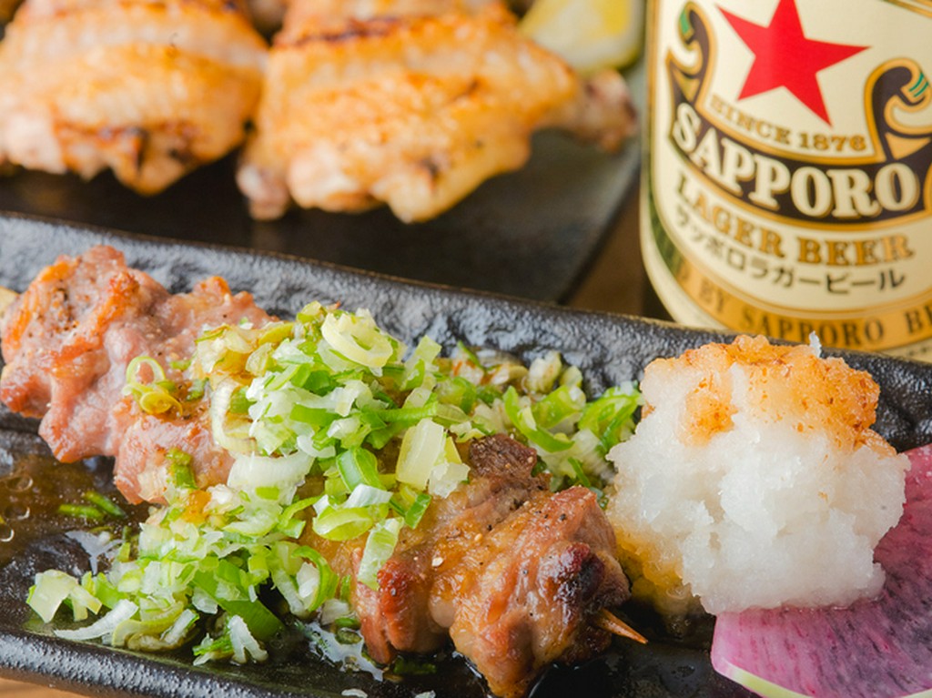 居心地のいいカウンター席で、思い思いの憩いの時を過ごせる