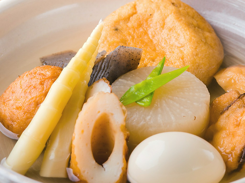 羅臼昆布の出汁でまるい幸せな味に！　がんもも旨い『おでん』