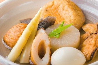 羅臼昆布の出汁でまるい幸せな味に！　がんもも旨い『おでん』