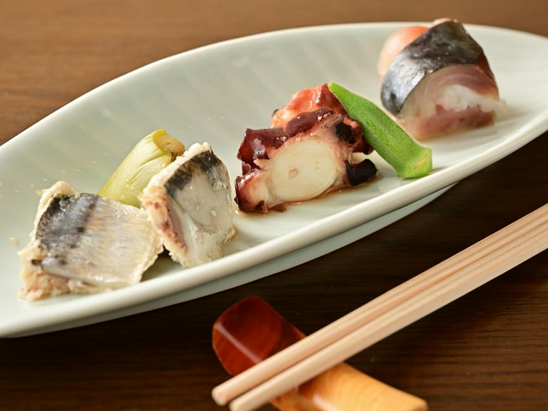 繊細な日本料理と相性の良い、全国の銘酒が勢揃い