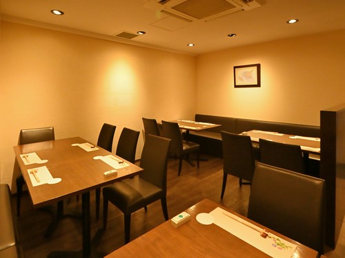 貸切で最大16名までの宴会が可能