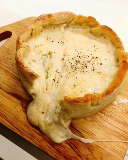 世界のおいしいチーズを取り扱い。チーズ好きには堪らない一軒