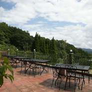 4名様用のお席が3組ございます。