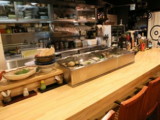 希少な「猪肉」や、全国から仕入れる旬の魚介や肉・野菜に舌鼓。