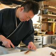 ミシュラン三ツ星日本料理店で研鑽を積んだ、確かな和食に舌鼓