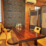 宮廷料理を存分に楽しめるコースは、ボリュームが異なる4種類から選べます。少しずつ10種類以上を味わうことができるため、アラカルトだけでなくコースもおすすめ。旅行の記念に沖縄の味を満喫してみませんか。