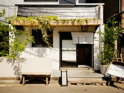 ボタニカルな優しい雰囲気に誘われてみては