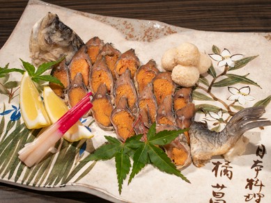 天然ニゴロ鮒を、近江の恵みでつくり上げる郷土料理『自家製鮒寿司』