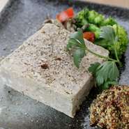 フランスの定番！家庭の味。
ハンバーグに近いです。