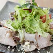 低温で焼き上げ、柔らかく仕上がってます。