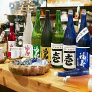 厳選された美味しい日本酒を味わえる店として有名な【旬彩割烹　姫膳】。兵庫県産の上質な酒が多数揃っています。中でも【神戸酒心館】から直送される『福寿』は、つくりたての味わいを堪能できる銘酒です。