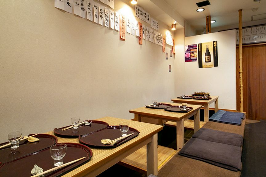 おすすめの酒と店主心尽くしの絶品料理を味わえる、憩いの空間