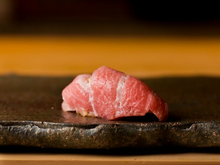 甘い脂と口溶けの良さは抜群『マグロ トロ』