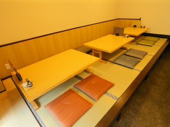 我が家のようにくつろげ、友人たちとの飲み会に最適