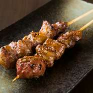 豚の横隔膜です。柔らかい食感と肉汁が美味しく、日本酒にもよくあいます。