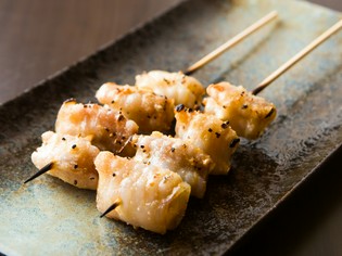 コリコリとした食感が楽しめる珍しい『やきとん　なんこつ』