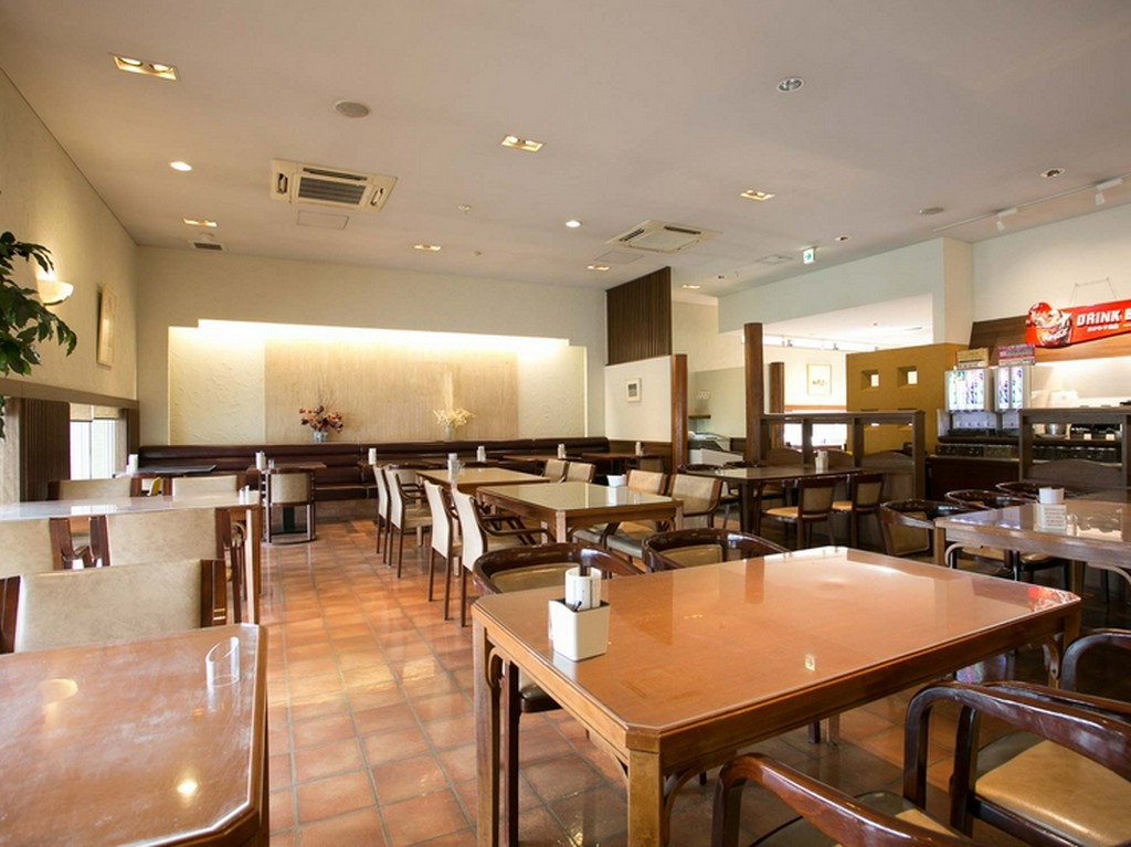 ホームパーティー感覚で楽しむ、種類豊富なビュッフェ