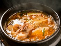 素材の旨味が凝縮された絶品スープ『テールスープ』