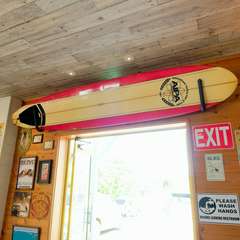 アメリカンポップな造りが印象的なオシャレカフェ