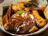 新鮮だからこその美味しさ。鮮度抜群の鯛の味わいが詰まっている『鯛のあら煮』