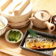 ヘルシーなメニューが揃えられているのは、健康面を考えてのこと。高たんぱくで低脂肪な食材を選んだり、塩分を控えめにしたりしています。また、調理方法にもこだわり、体が喜ぶメニューを提供。