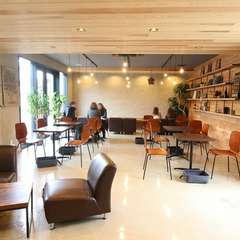 開放感あふれる店内は癒し系女子会にもってこい